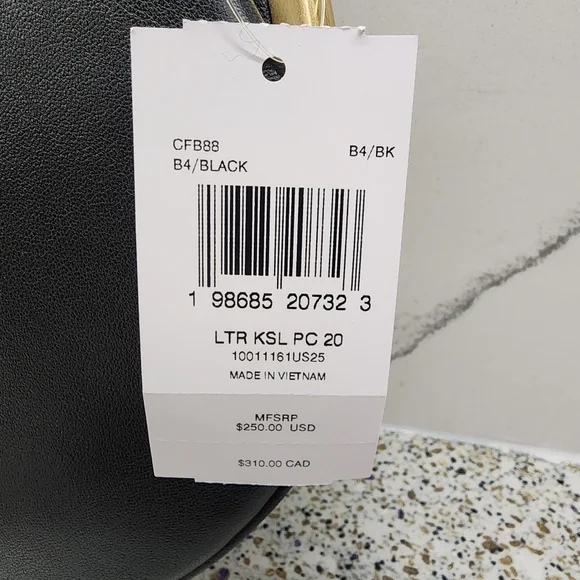 COACH Kisslock Pouch 20 Round Tortilla Mini Bag in Black NWT - Picture 6 of 12